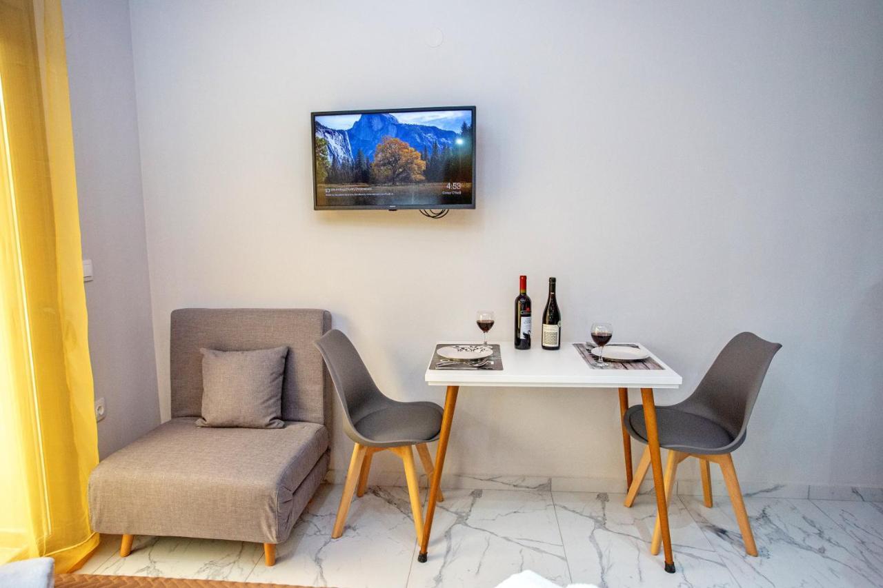 Apartament Rent House Anemos Nea Iraklitsa Zewnętrze zdjęcie